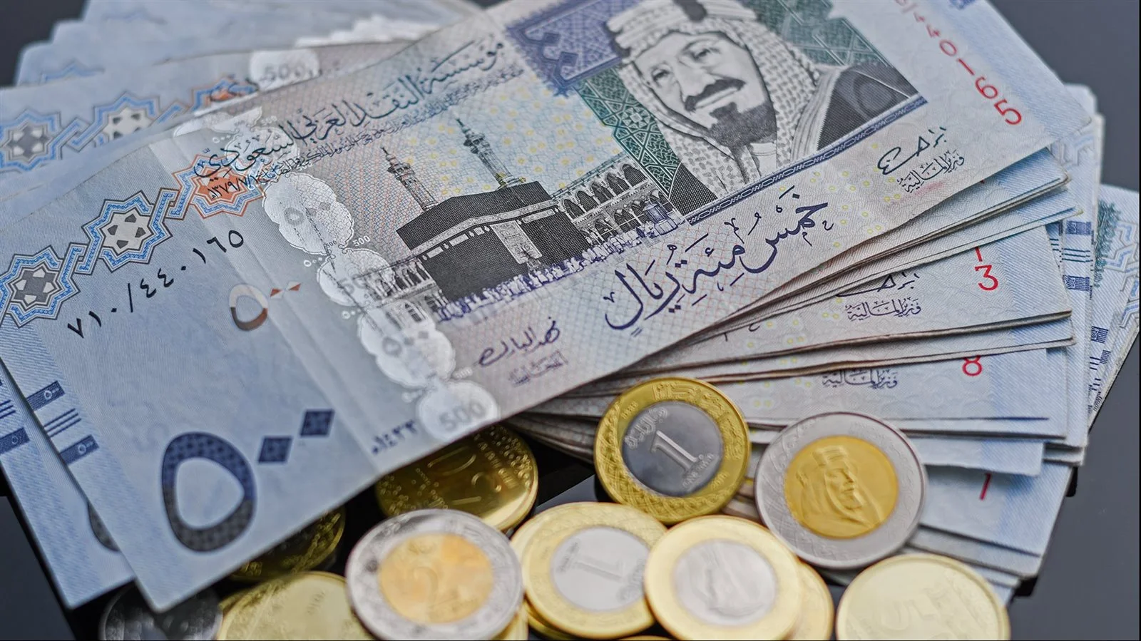 أسعار الريال السعودي ترتفع أمام الجنيه المصري: تفاصيل البيع والشراء في البنوك اليوم