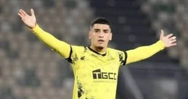 حراك رياضي كبير في مصر: الأهلي يُعزز صفوفه بصفقة جديدة ويُمدد عقود نجومه