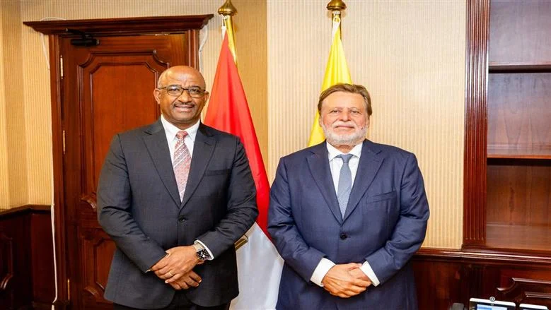 محافظ البنك المركزي المصري يستقبل نظيره الإسواتيني لتعزيز التعاون المصرفي الإفريقي