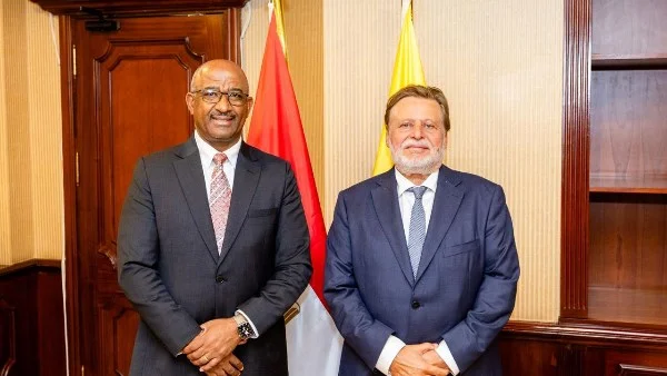 محافظ البنك المركزي المصري يستضيف نظيره من إسواتيني لبحث فرص التعاون المالي في إفريقيا