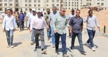 وزيرة الإسكان تتابع تقدم المشروعات التنموية في العاشر من رمضان وتعزز جهود البنية الأساسية
