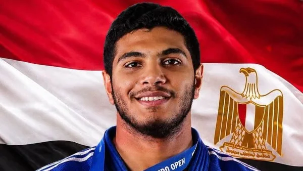 جامعة القاهرة تبرز إنجاز الطالب هادي حسين بعد فوزه بالميدالية الفضية في بطولة أوروبا المفتوحة للجودو