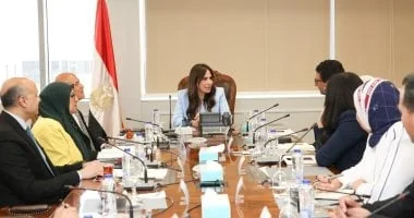 وزيرة الإسكان تبحث مع مؤسسة التمويل الدولية سبل تعزيز التعاون في مشروعات تحلية المياه