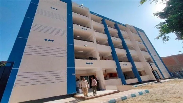 الفئات المؤهلة للتسجيل في مدارس التكنولوجيا التطبيقية للعام الدراسي 2026/2027