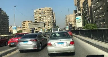 كثافات متوسطة تعرقل الحركة المرورية في شوارع القاهرة والجيزة صباح اليوم