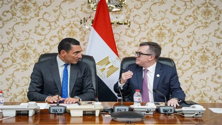 تعاون وزاري لتأسيس قاعدة بيانات وطنية تعزز دور الشباب في مشروع 'اقتصاد الشباب