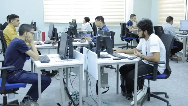 استعد لتنسيق 2026: قائمة الكليات والمعاهد المعتمدة لحماية الطلاب من الكيانات غير المرخصة
