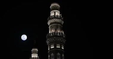 تقويم القمر البدر لعام 2026: مواعيدها وأسماؤها التقليدية في رحلة فلكية مدهشة