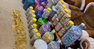 هيئة النزاهة العراقية تكتشف 60 كيلوغرامًا من الذهب المدفون في جراج منزل أحد أقارب مسؤول نفطي سابق