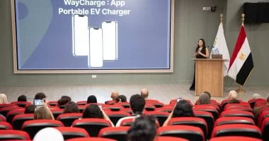 جامعة مصر للمعلوماتية تطلق برمجيات ذكية لتعزيز خدمات السيارات الكهربائية وتسهيل عمليات البيع