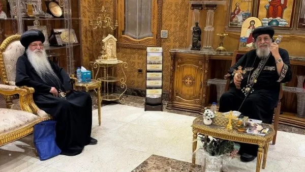البابا تواضروس الثاني يستقبل الأنبا إسحق لمتابعة تطوير الخدمات الرعوية في إيبارشية طما