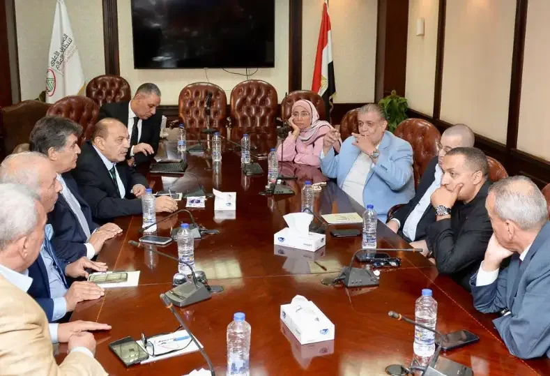 خطوة جديدة نحو إعلام رياضي محترف: الأهلي والزمالك يتعاونان لتعزيز الانضباط والمهنية