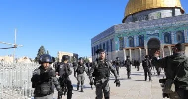 اقتحام واسع للمسجد الأقصى من قبل 2300 مستعمر بقيادة بن جفير وسط تصعيد أمني في القدس