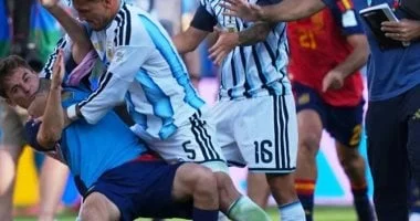 80 ألف أرجنتيني يطالبون بإعادة نهائي كأس العالم 2026 وسط تحقيقات في شغب المباراة