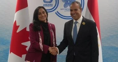 مصر وكندا تتجهان لتعزيز العلاقات الاقتصادية خلال لقاء وزيري الخارجية في مانيلا