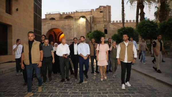 رئيس الجبل الأسود وزوجته يستكشفان جمال القاهرة التاريخية قبل مغادرتهما