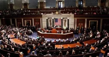 مجلس الشيوخ الأمريكي يرفض تقييد صلاحيات ترمب العسكرية ضد إيران: تعزيز للقدرة الرئاسية في مواجهة التوترات الإقليمية