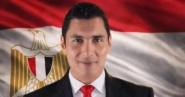 إنقاذ سريع لأحد الأعضاء في حمام سباحة مركز التنمية بالجزيرة ووزير الشباب يكرم المنقذين