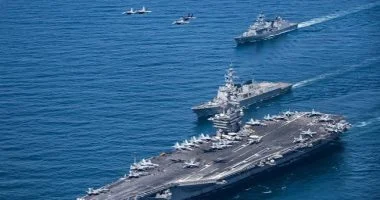 القيادة المركزية الأمريكية تعلن عن إعادة توجيه 12 سفينة ضمن استئناف الحصار البحري على إيران