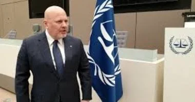مصير كريم خان في المحكمة الجنائية الدولية بيد الدول الأعضاء: تصويت سري قد يغير مسار حياته المهنية