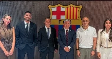 الأهلي يعلن عن مباراة ودية مع برشلونة في أغسطس المقبل بإسبانيا