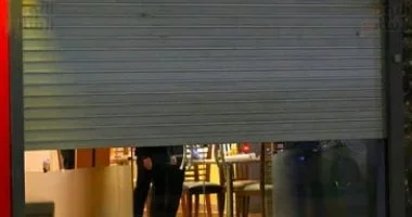قانون جديد: إلغاء ترخيص المحال العامة بعد عامين من التوقف بدون مبرر