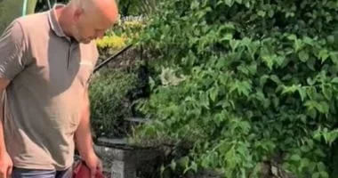ابتكارات بريطانية ملهمة: كيف يواجه المواطنون حظر خراطيم المياه لري حدائقهم في ظل موجة الجفاف؟