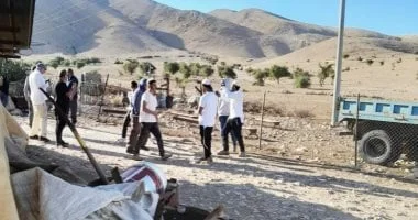 مستوطنون مسلحون يهاجمون قرى جنوب نابلس وقوات الاحتلال تعتدي على الأهالي
