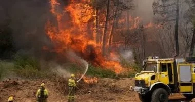 حرائق الغابات تدفع 267 ألف شخص إلى الإجلاء في فرنسا وإسبانيا وسط جهود إطفاء متزايدة