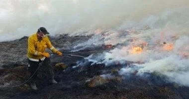 اسكتلندا تطلب دعمًا عسكريًا لمواجهة حريق غابات هائل في متنزه كيرنجورمز الوطني