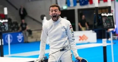 محمد السيد يتألق ويعبر إلى ربع نهائي بطولة العالم للسلاح في هونج كونج