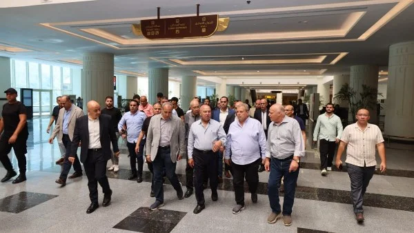 وزير النقل يتفقد محطة قطارات صعيد مصر ببشتيل ويؤكد على تحسين الخدمات وتعزيز السلامة في التشغيل