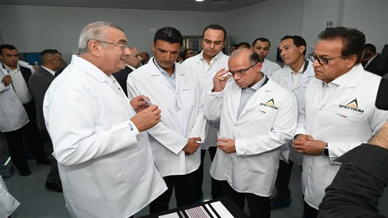 افتتاح أول مصنع للاختبارات التشخيصية في مصر: خطوة استراتيجية لتعزيز الأمن الصحي والصناعة الوطنية