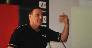 عصام عبد الفتاح يعود إلى مصر الأربعاء لقيادة لجنة الحكام في الموسم الكروي الجديد