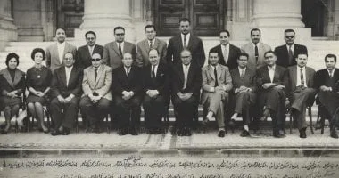 جامعة القاهرة تكشف عن صورة تاريخية لمجلس كلية الحقوق تعكس إرثاً قانونياً رائداً