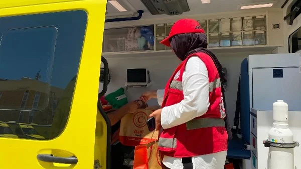 ميناء رفح البري يرحب بـ 95 جريحاً ومريضاً فلسطينياً من غزة لتلقي العلاج في مصر