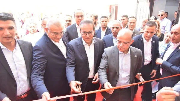 افتتاح مصنع «إيبيكو 3» بالعاشر من رمضان: خطوة نحو تعزيز صناعة الأدوية الحيوية في مصر