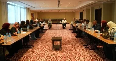 وزير العمل المصري يعزز التواصل المباشر مع المواطنين لتطوير خدمات العمل في البحر الأحمر