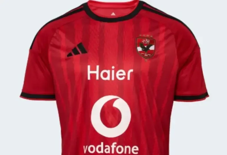 الأهلي يكشف عن قميصه الجديد لموسم 2026-2027 بتصميم عصري يجمع بين الأصالة والحداثة
