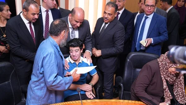 تسليم عقود عمل لذوي الهمم في الشرقية: خطوة جديدة نحو دمجهم في سوق العمل
