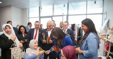 وزيرة الإسكان تؤكد التزام الوزارة بدعم مستشفى "بهية" خلال زيارتها بمدينة الشيخ زايد