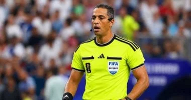 أمين عمر يقود طاقم تحكيم مصري لمباراة الأهلي السعودي وأوكلاند في كأس الإنتركونتيننتال