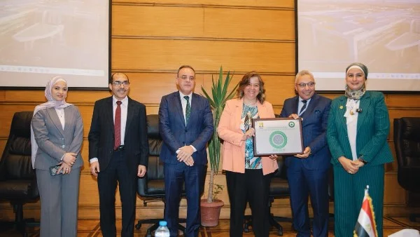 مي عبد الحميد تستلم شهادة الإسكان الأخضر في حدائق العاصمة: خطوة جديدة نحو الاستدامة في مبادرة 'سكن لكل المصريين