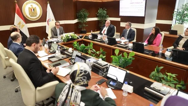 وزير الصحة يؤكد أهمية إقرار مدونة تسويق بدائل لبن الأم لتعزيز الرضاعة الطبيعية في مصر