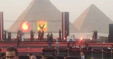 الأهلي يحتفل بإطلاق أكبر عقد رعاية في تاريخه مع فودافون تحت سفح الأهرامات