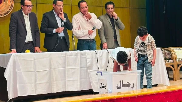 قرعة مجانية تمنح ثلاث عمرات للصحفيين في نقابة الإعلاميين