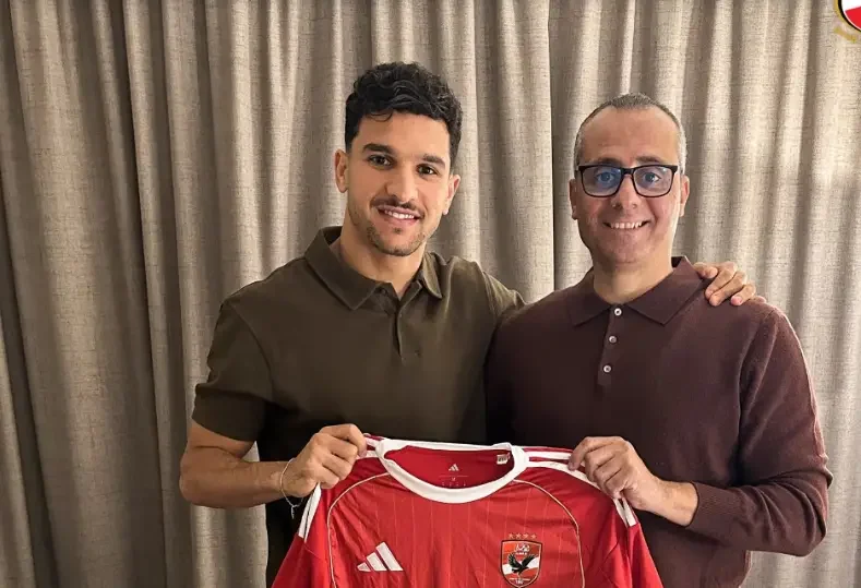 الأهلي يبرم صفقة قوية مع الجزائري منصف بقرار بعقد يمتد لثلاثة مواسم