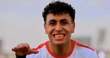 أيمن أمير يمدد عقده مع الزمالك لأربع سنوات ويواصل مشواره رغم إيقاف القيد