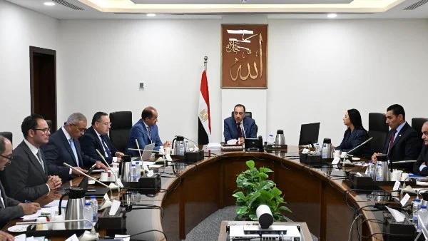 رئيس الوزراء يعرض رؤى جديدة للبرنامج الوطني لاكتشاف ورعاية الموهوبين في مصر