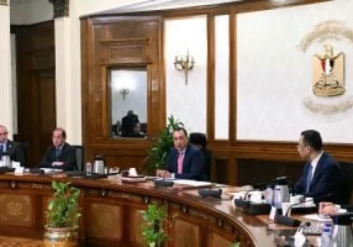مدبولي يرأس اجتماعاً لمتابعة تنفيذ خطة التحول الرقمي لحماية المال العام وتعزيز كفاءة المؤسسات الحكومية